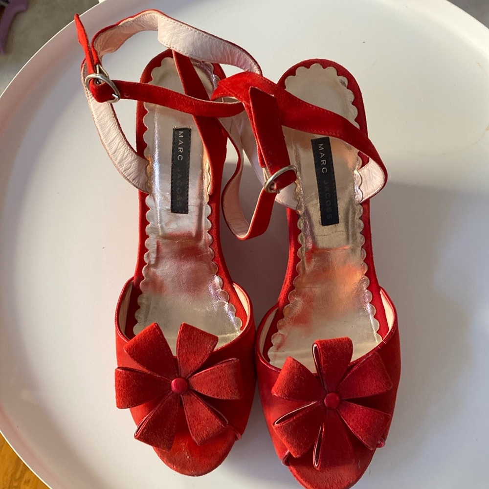 Red bow Marc Jacob Wedges